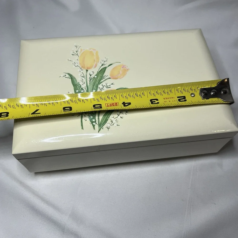 Vintage Yellow White Tulip Flower Japan Music Jewelry Box Edelweiss Bouquet‎